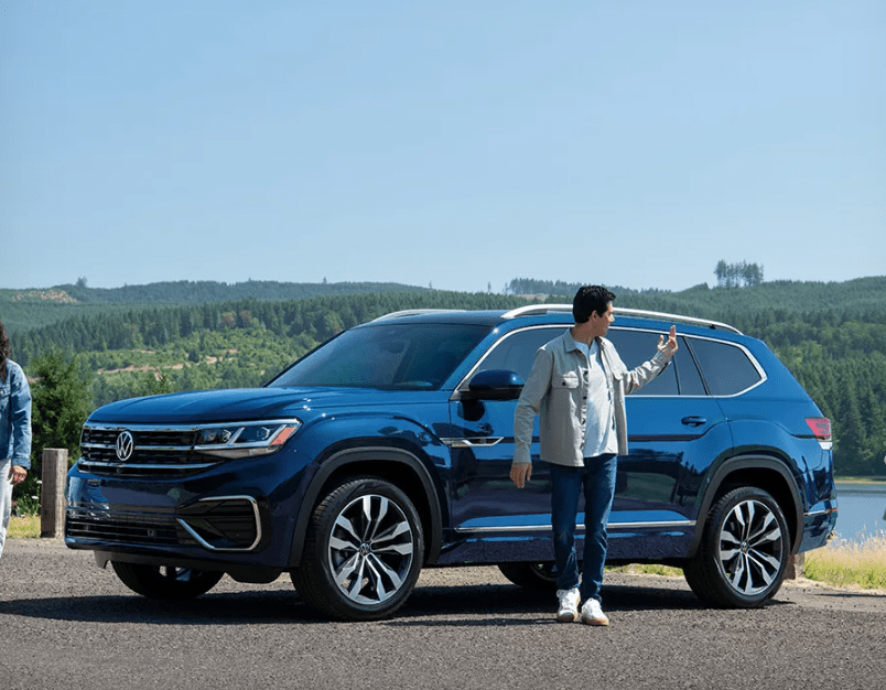 2023 Volkswagen Atlas vs 2023 Nissan Rogue near Patchogue, NY East