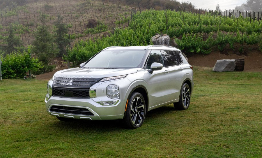 The 2023 Mitsubishi Outlander A Reliable and Affordable SUV Cherry