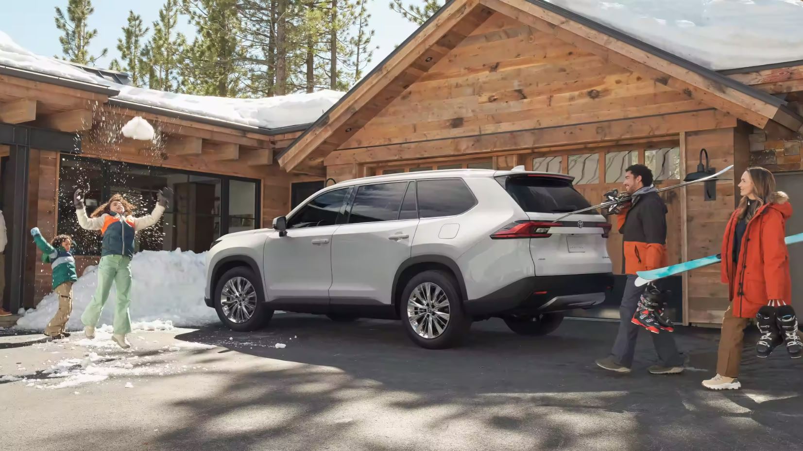 2024 Toyota Grand Highlander vs Grand Highlander Hybrid in Hempstead