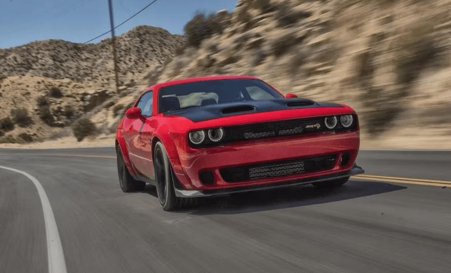 2023 Dodge Challenger vs 2024 Chevrolet Camaro in Sulphur Springs, TX