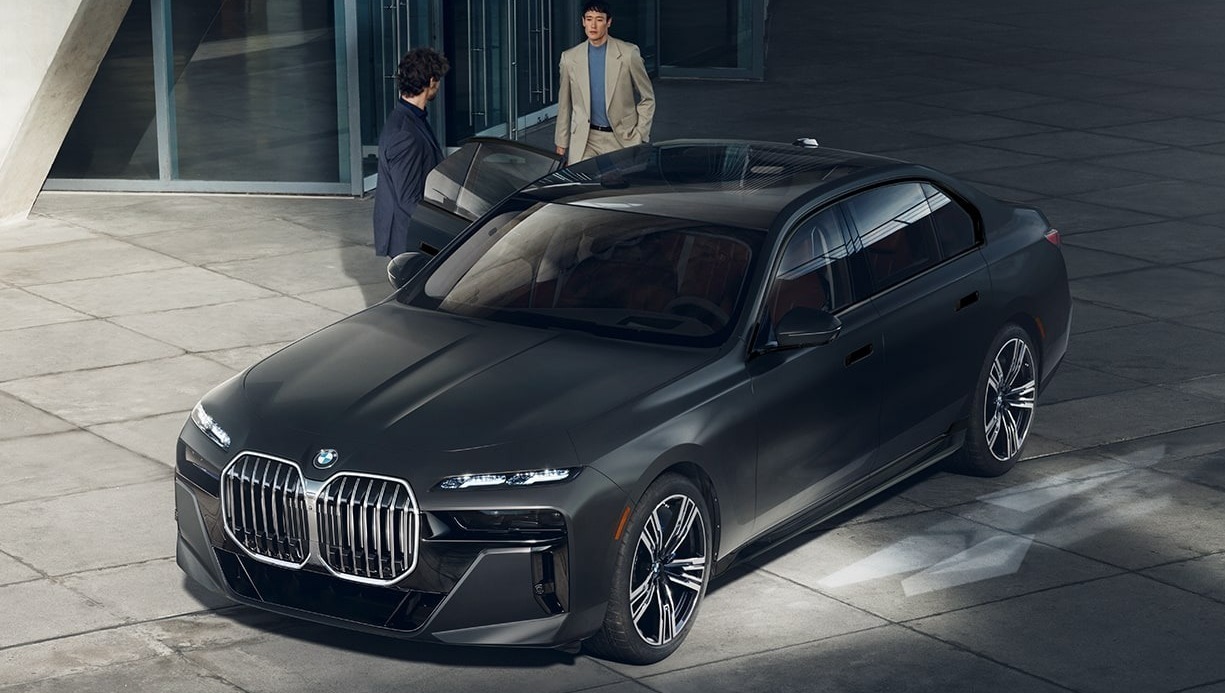 2024 BMW 7 Series Sedan for Sale near Manhasset, NY BMW of Bayside