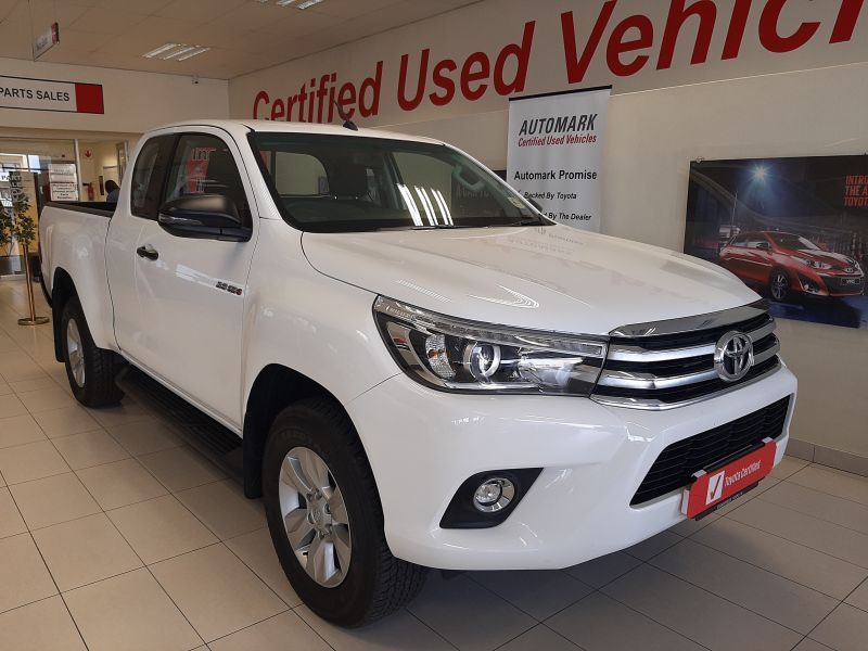 2020 Toyota HILUX 2.8 AT 2X4 DIESEL for sale 13 000 Km
