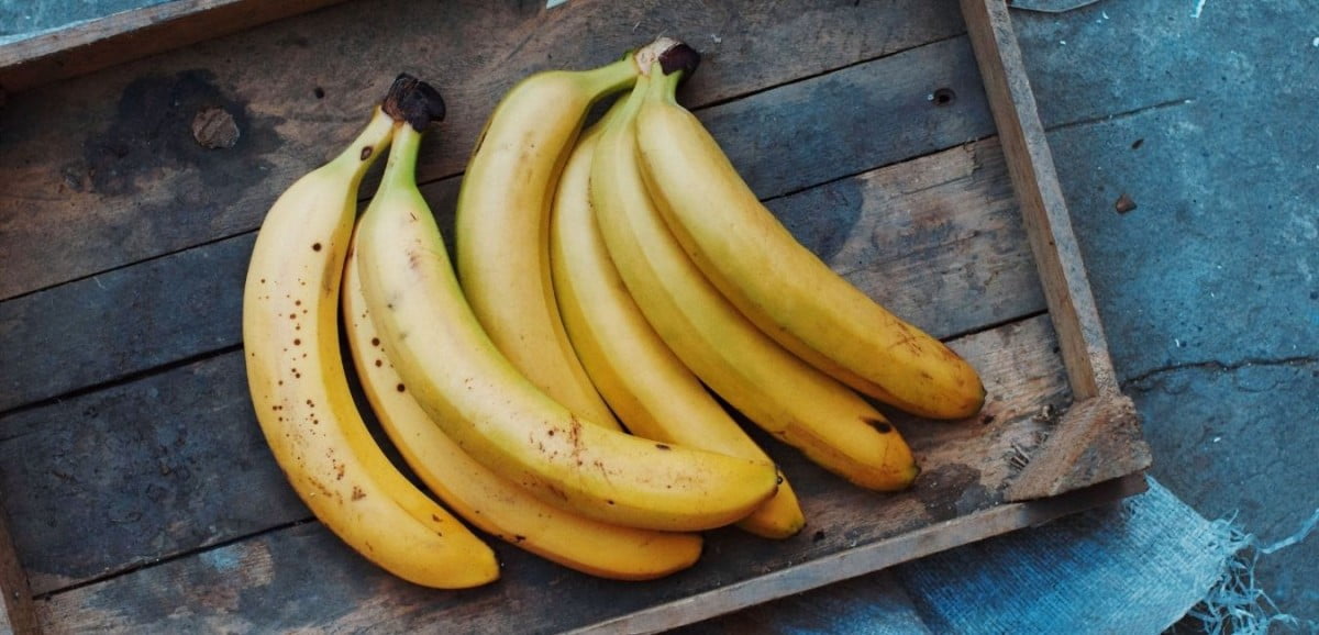 Can Diabetics Eat Bananas? (How Much, With Peanut Butter?)