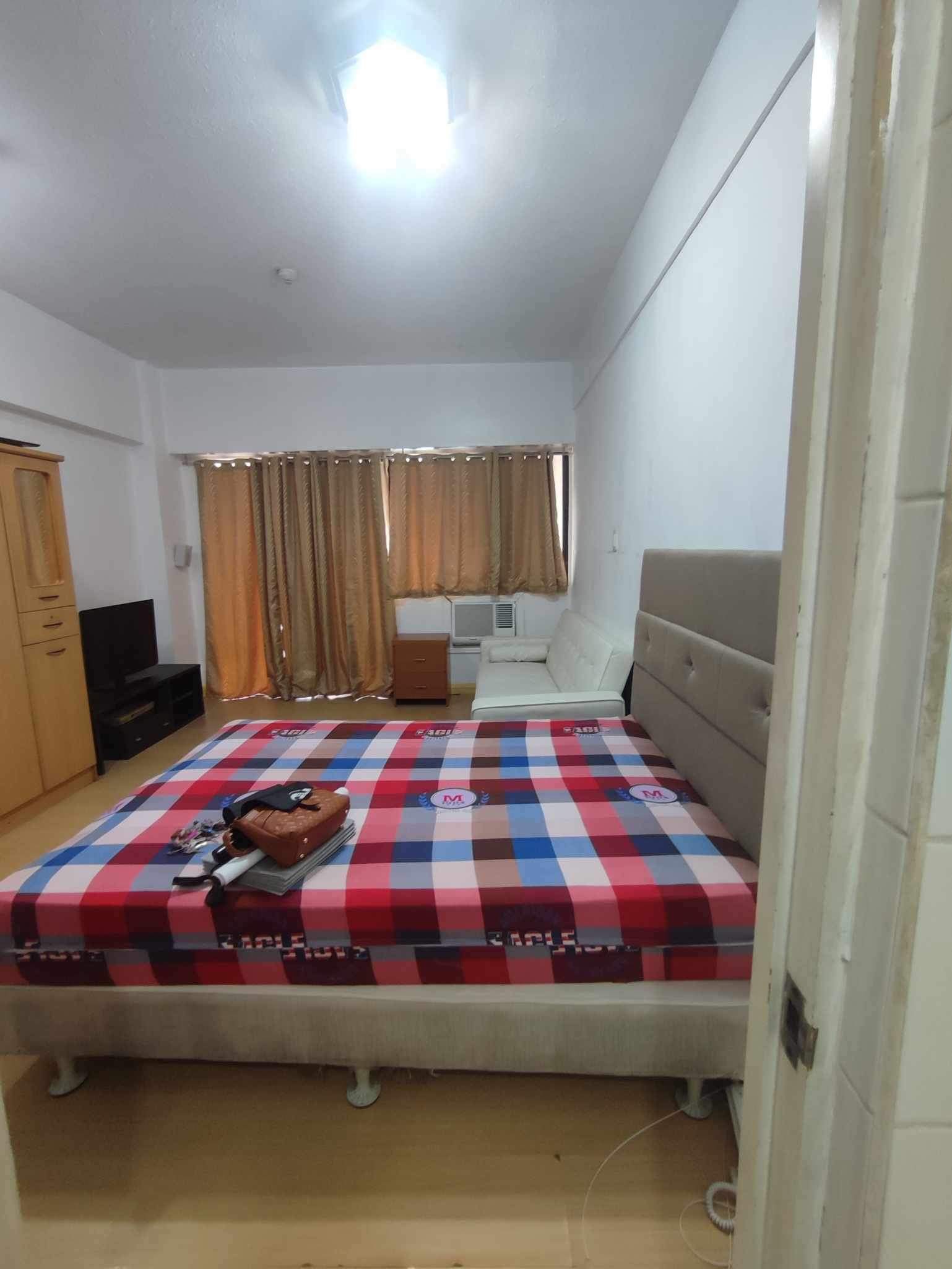 Studio unit in Greenbelt Rosendale/Radisson for Rent DealSeeker