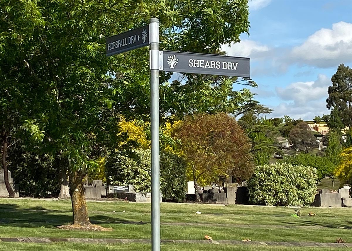 Customised Plaques Modern Plaques Memorials Dearly