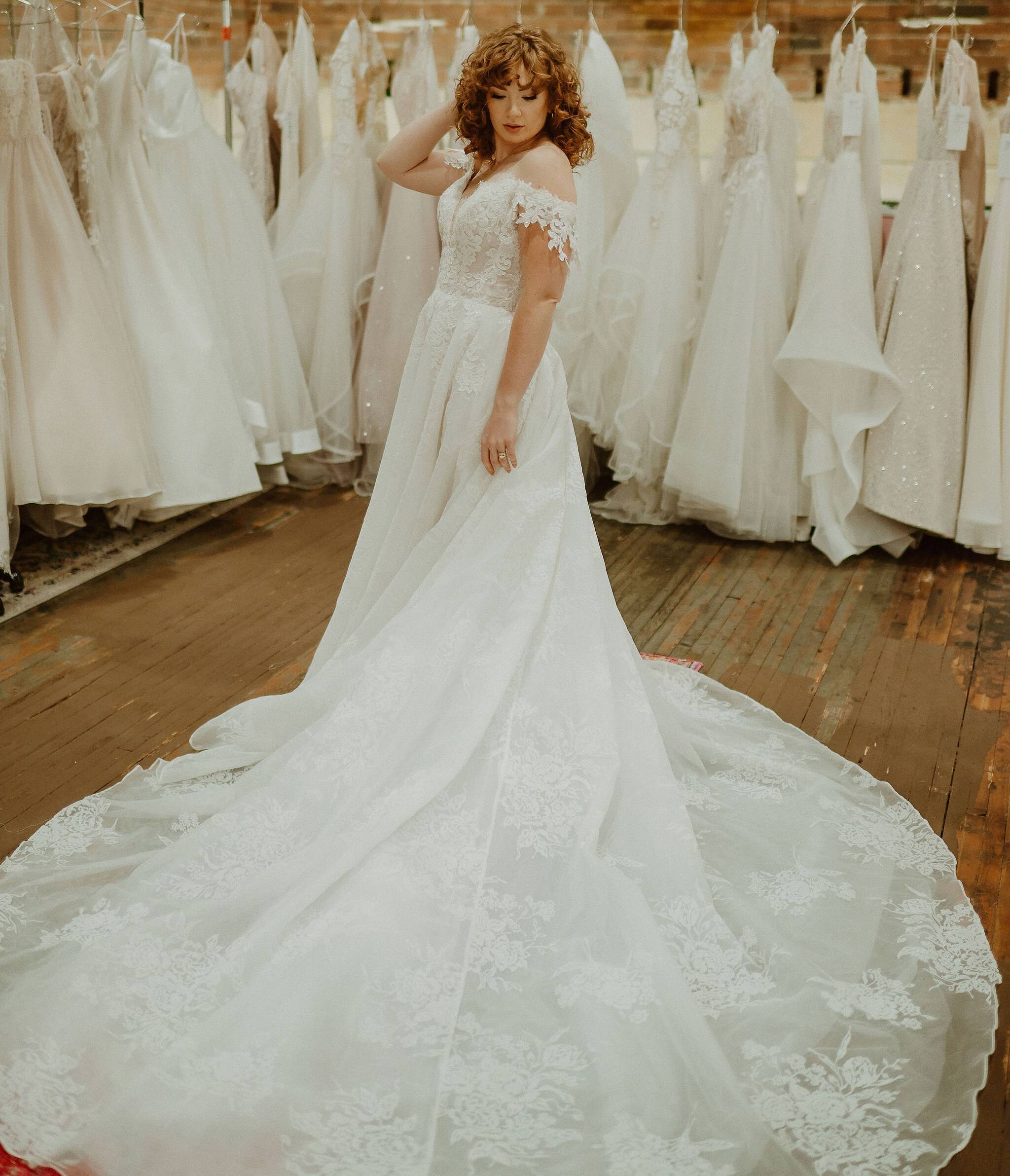 The Wedding Dress Shopping Timeline