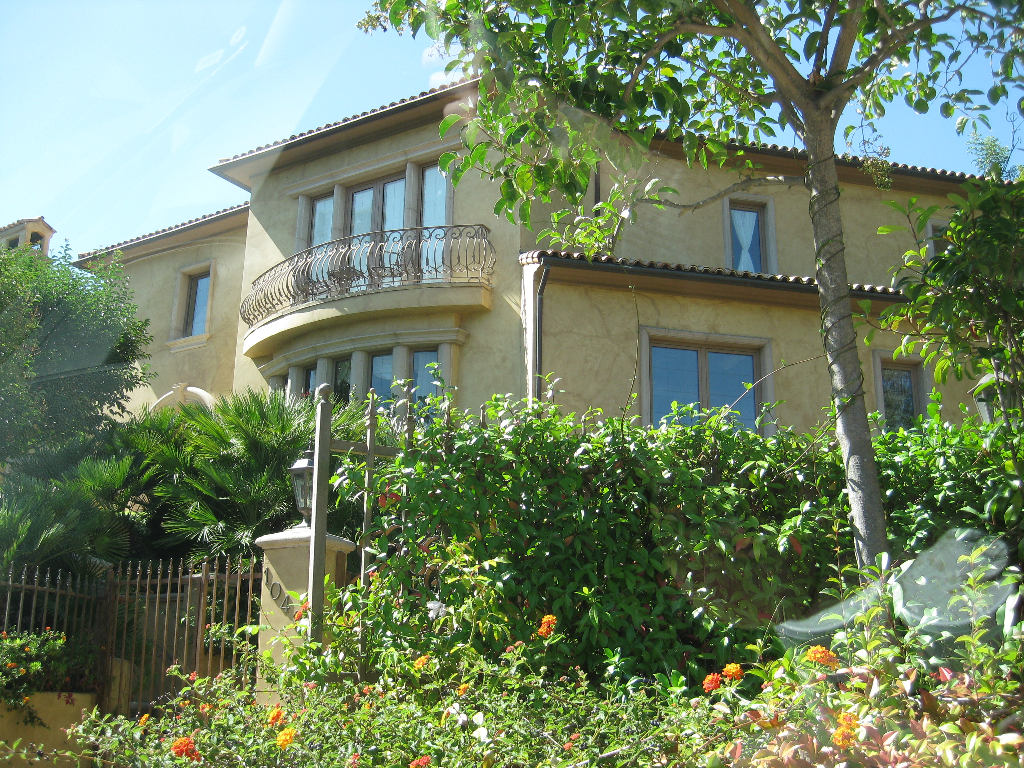 {Hollywood} The Former Homes of… Dear Mr. Gable