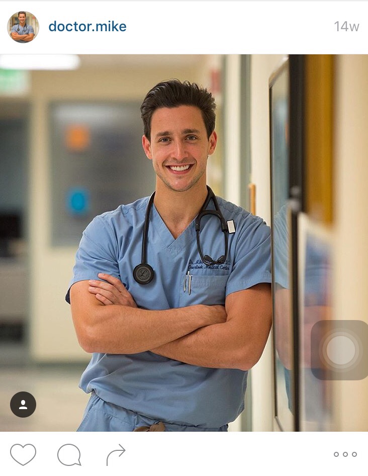 10 Super Hot Doctors You Should Follow On Instagram Dear Straight People