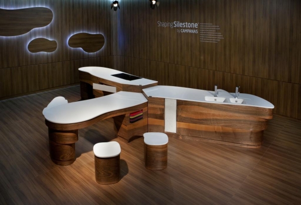 Vom Taschenmesser inspirierte freistehende Küche Shaping