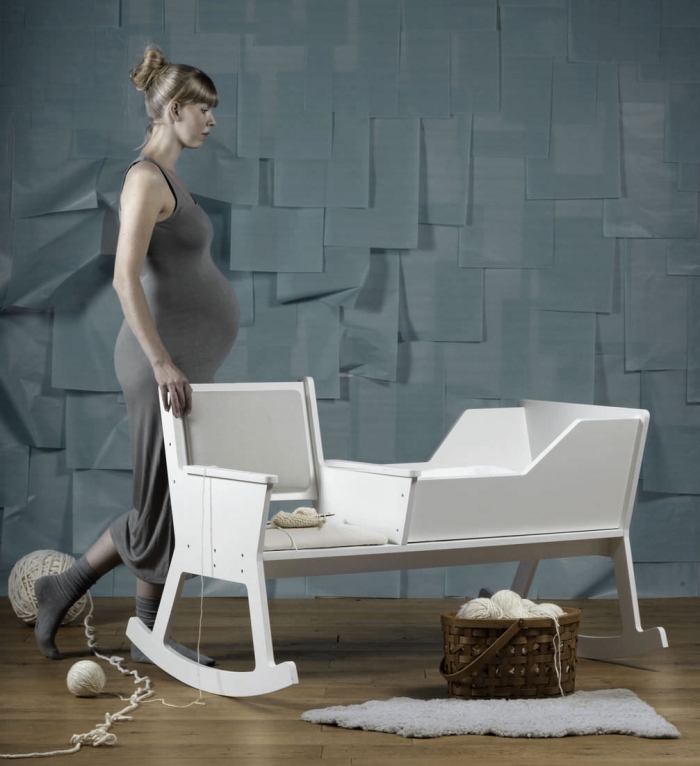 Design Babywiege schaukelt jedes Baby in den Schlaf