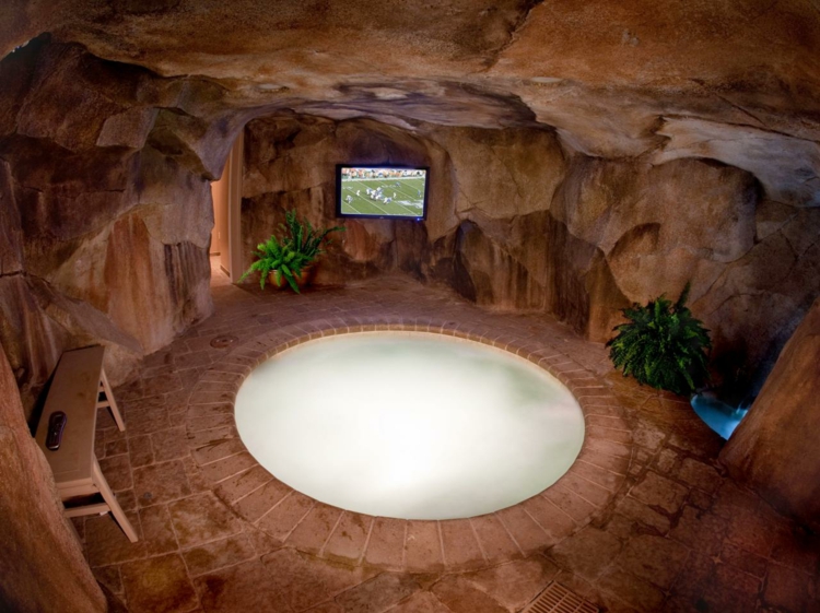 Whirlpool im Garten Outdoor Jacuzzi wird zum Blickfang