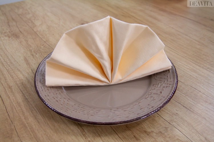 Easy napkin folding ideas for the festive table 15 tutorials for