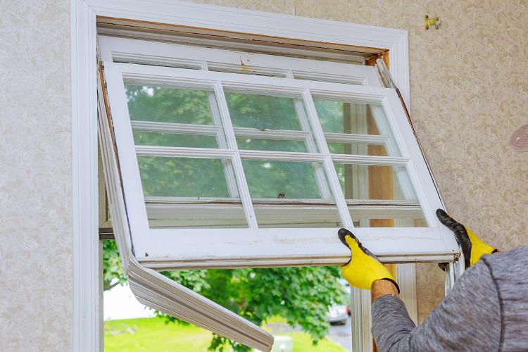 How to Know If You Should Repair or Replace Your Windows
