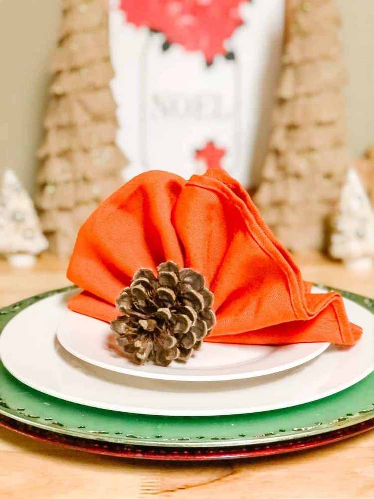 Thanksgiving Napkin Folding Ideas Seasonal Decoration for Your Table