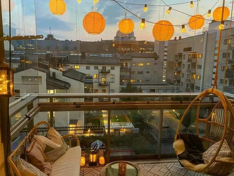 Balcony fairy lights how to create a cozy corner without too much effort?