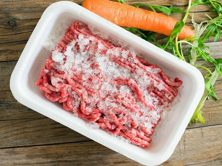 How to defrost ground beef fast? Let's see 4 of the best and safest methods that you can use to
