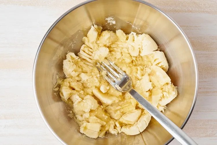 What can you replace eggs with? 8 vegan friendly ingredients to use as an egg substitute