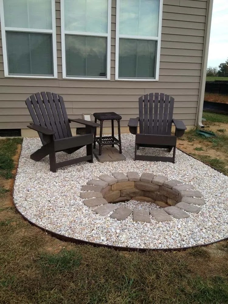Create Your Own Home Oasis with 15 Small Backyard Fire Pit Ideas on