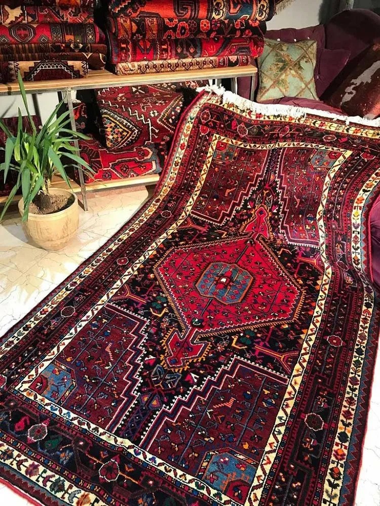 How to Make an Oriental Rug Look Vintage? Unederline Pattern