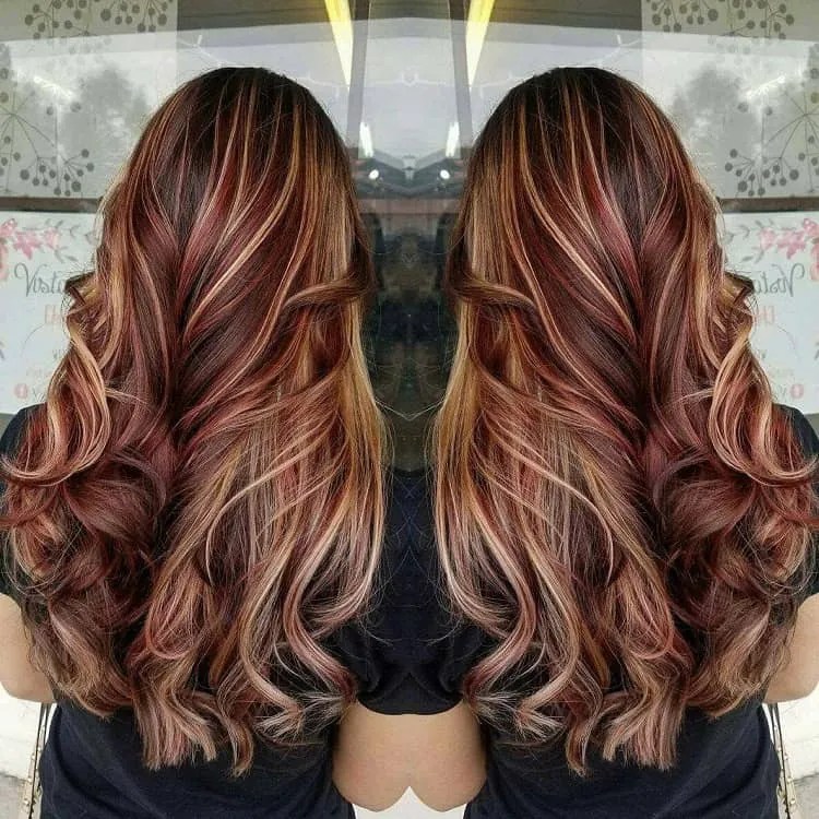 20 Trendy Red Brown and Blonde Highlights to Try in Summer 2023(01)