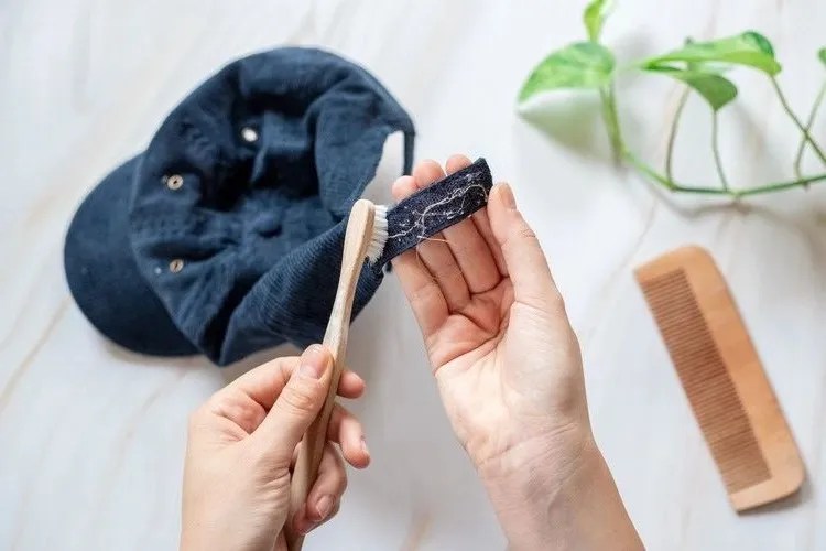 How to Clean Velcro Fasteners? Useful Tips to Easily Remove Lint