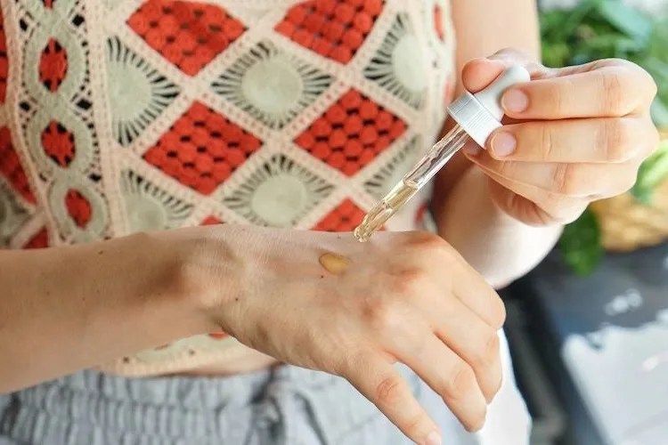 7 Effective Home Remedies to Remove Superglue from Skin