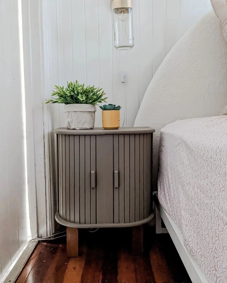 Easy, Affordable & Unique DIY Bedside Tables Ideas + Instructions