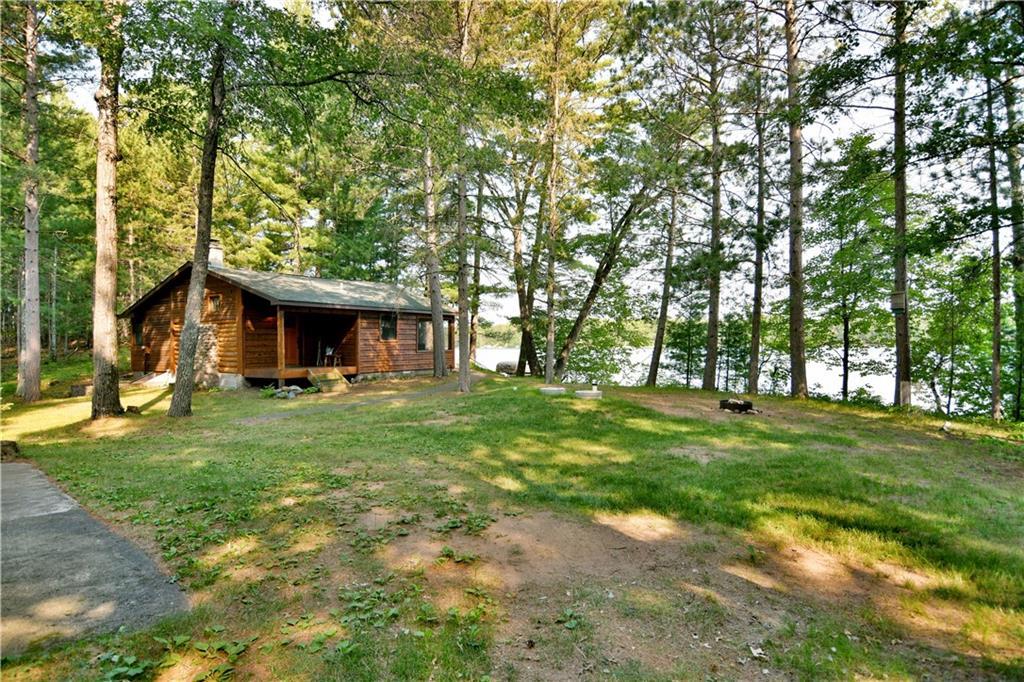 (SOLD) FEATURED LISTING 2922 E Long Lake Rd Deb HitchcockGale