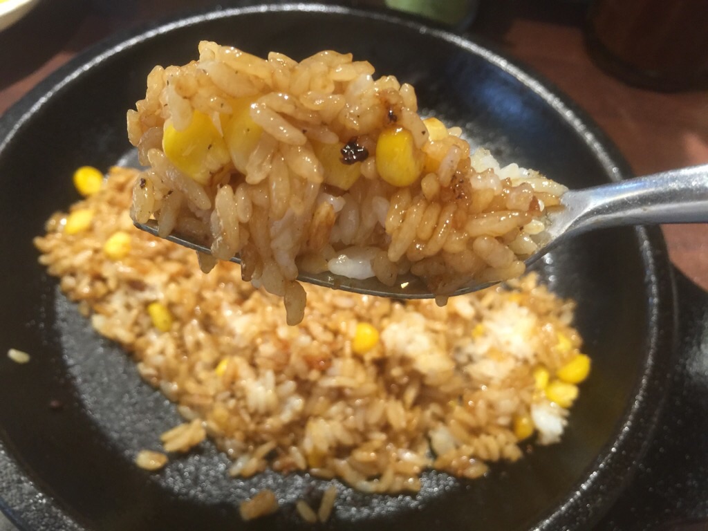 新宿でおすすめのランチ『いきなりステーキ』の絶対においしい食べ方 | 新宿ランチ調査隊 いきなりステーキ行く人は是非これを試してほしい。本当に美味しいから。