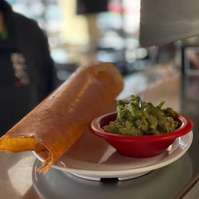 Chicharrón de Queso / Grilled Cheese De Cabeza