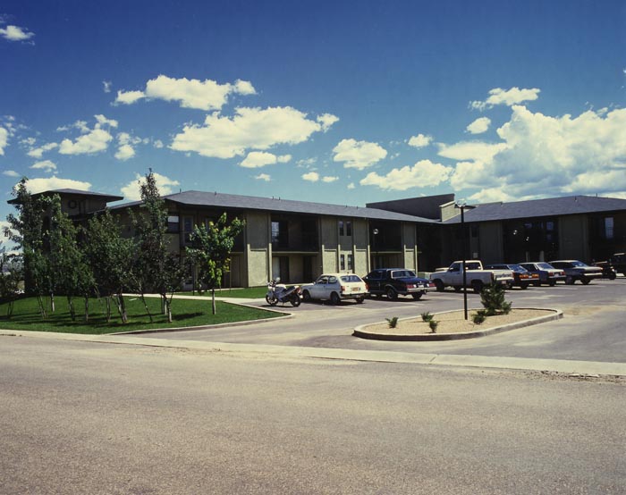 WILLOW RIDGE APARTMENTS Decca Builders