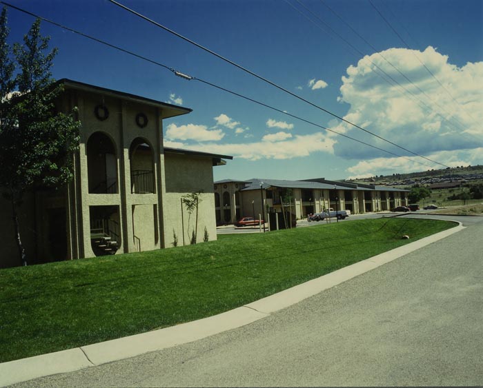 WILLOW RIDGE APARTMENTS Decca Builders