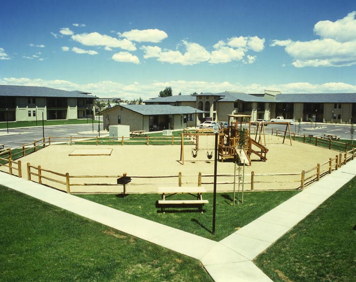 WILLOW RIDGE APARTMENTS Decca Builders