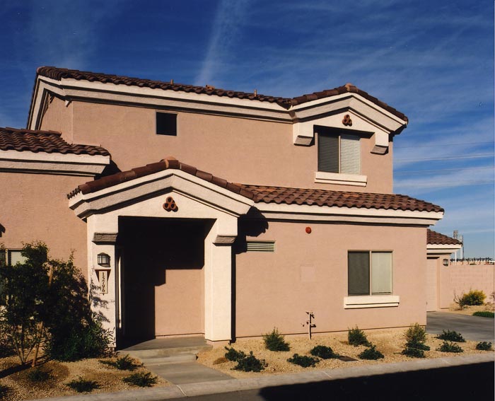 PEORIA ESTATES AND CONDOMINIUMS Decca Builders