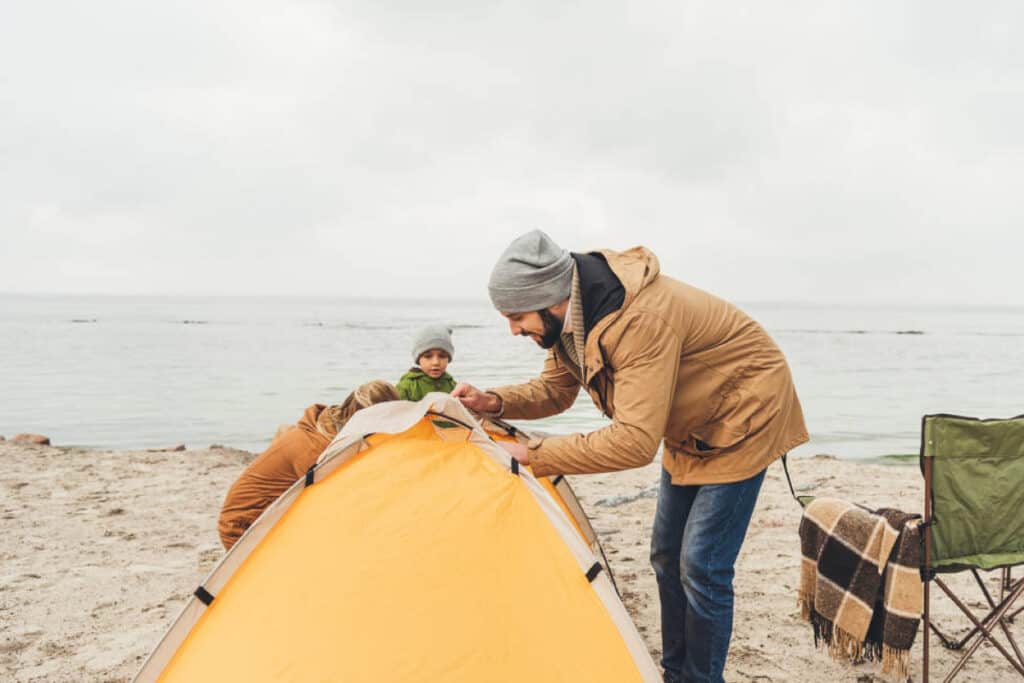 Is It Worth Winter Camping At The Beach? + Tips For Success Decide