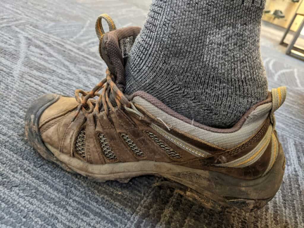 10 Easy Ways To See If Your Hiking Shoes Fit (With Pictures and