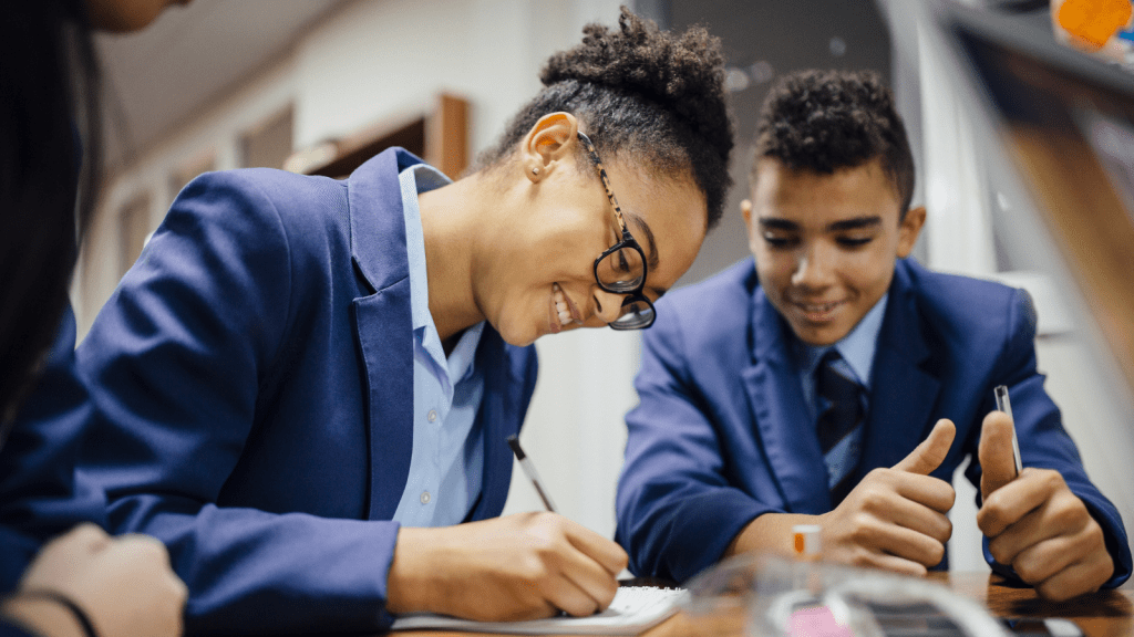 Wales' new curriculum Findings so far DECIPHer