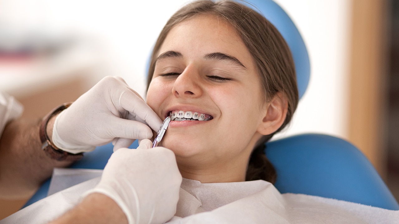 School of Orthodontics Awarding Children with Orthodontic Care