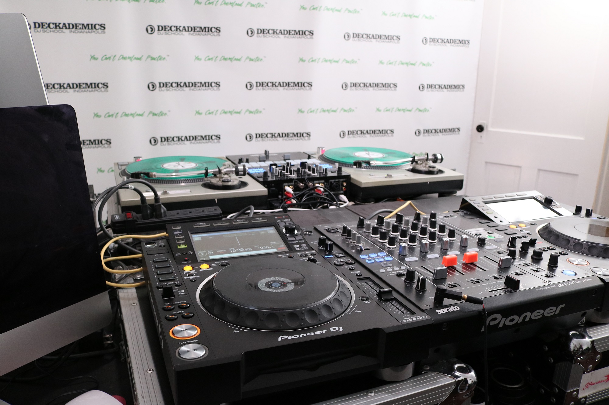 DJ Courses Deckademics