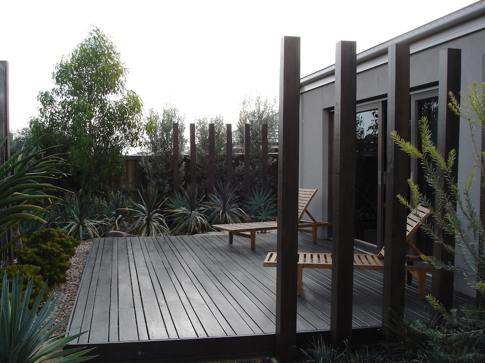 Composite Decking Melbourne South East Deck Builders Melbourne