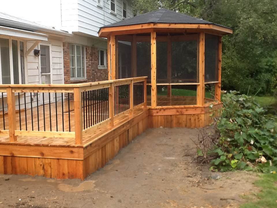 Wood Deck Gallery 2 Deck builders Michigan Top Trex deck builder