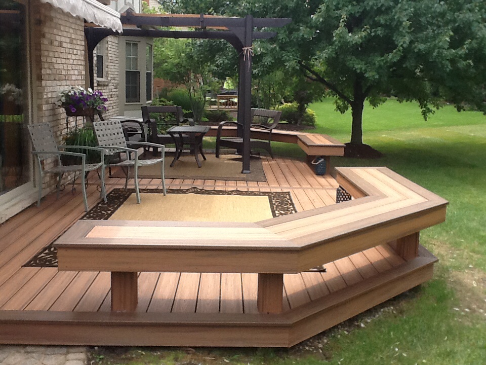 Dearborn Timbertech & Azek deck builder for Michigan