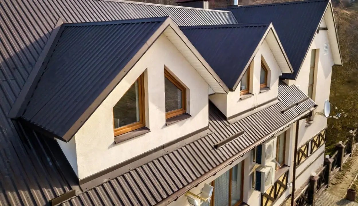 What is Metal Roof Decking A Complete 7Step Guide to Durable Material