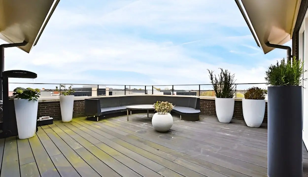 How much Rooftop Deck Cost best guide about cost, materials and