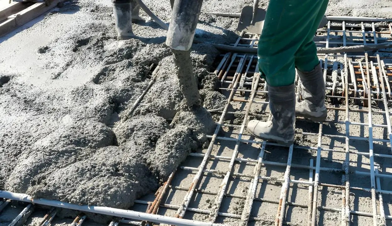 Reinforced concrete roof deck cost in 2024