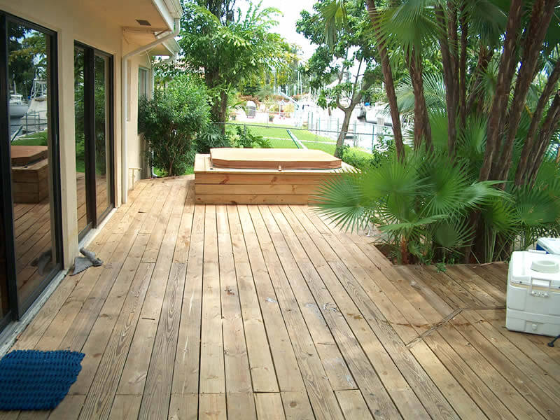 Composite Decking Miami, IPE Decking Miami Wood Decks Materials Miami