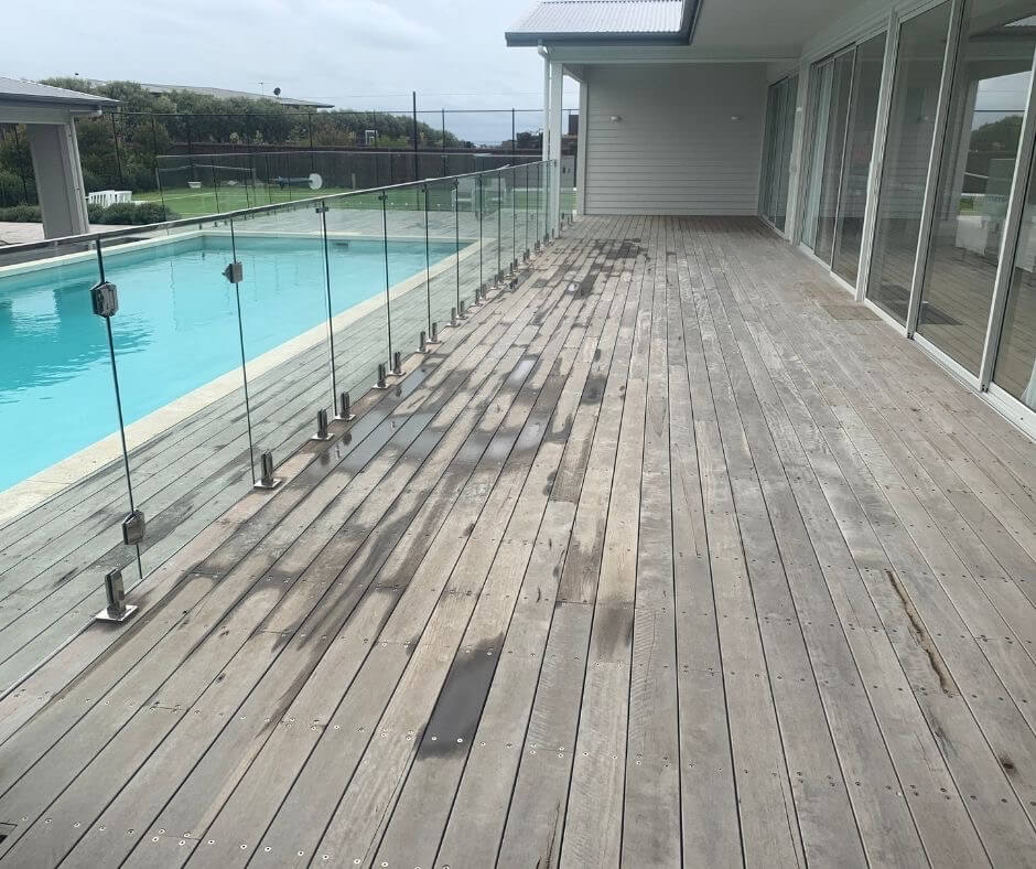 Can you stain a damp deck? Everything You Need to Know…