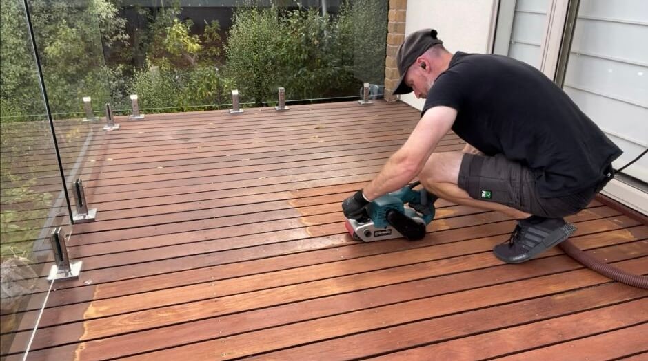 The Best Way to Remove Paint From a Wood Deck