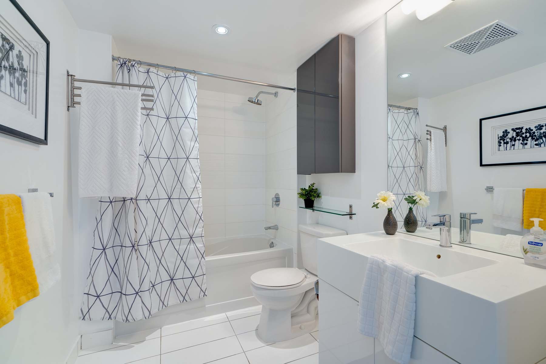 10 Capreol Court 1045 DeClute Real Estate