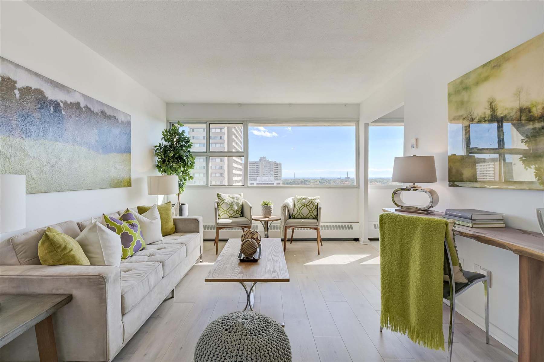 735 Don Mills Road 1805 DeClute Real Estate